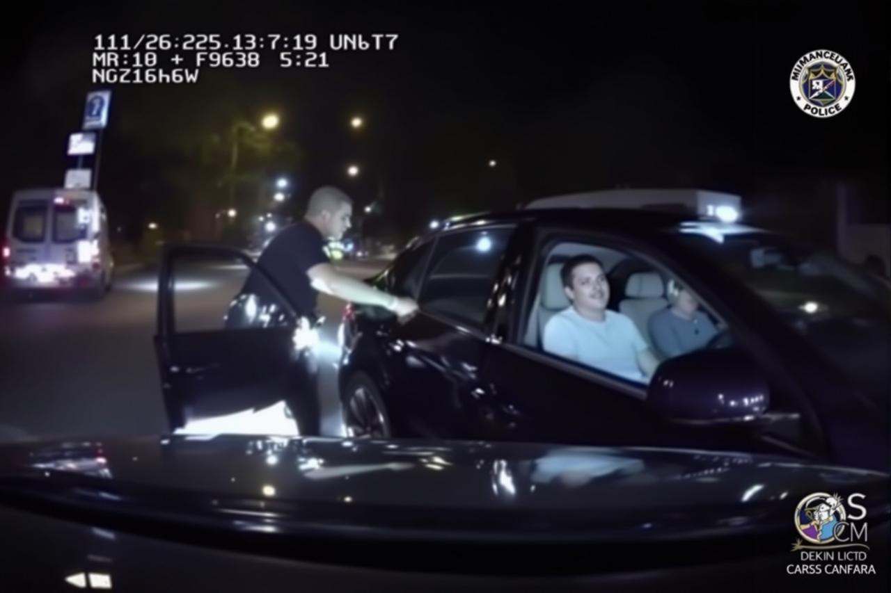 今日吃瓜反转：某男星被指酒驾实为代驾开车，交警记录仪澄清